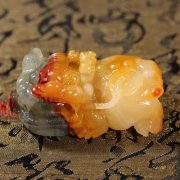 黄龙玉貔貅的价格怎么样